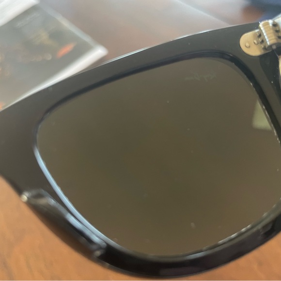 Rayban classic wayfarer sunglasses - Picture 10 of 11